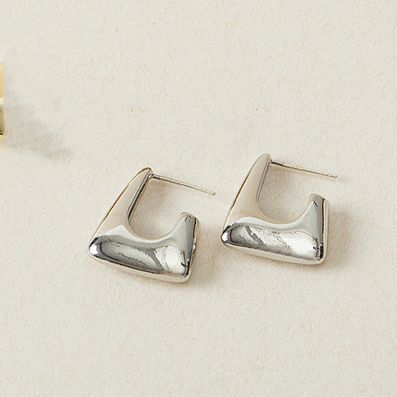 2025 New Classic Copper Alloy Smooth Metal Hoop Earrings For Woman Fashion Korean Jewelry Temperament  Daily Wear earrings